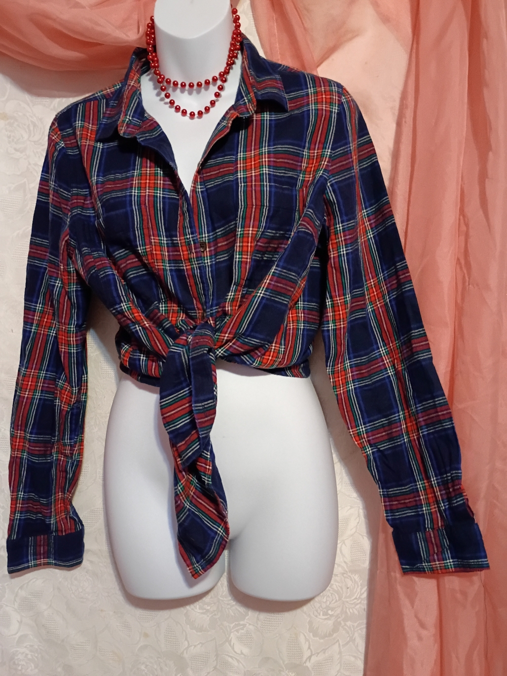 Old Navy Ladies Navy and Red Plaid Tie-Front Button Down Shirt Sz M